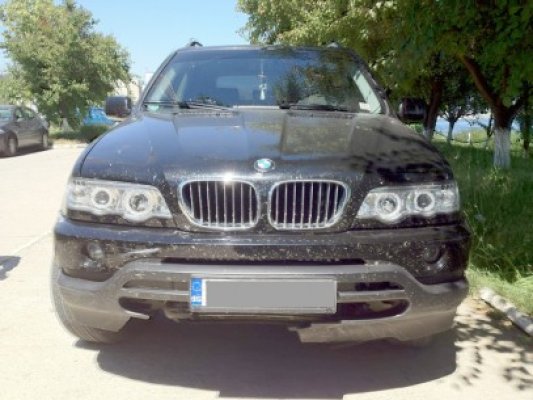 BMW X5 furat din Germania, descoperit în Neptun-Olimp